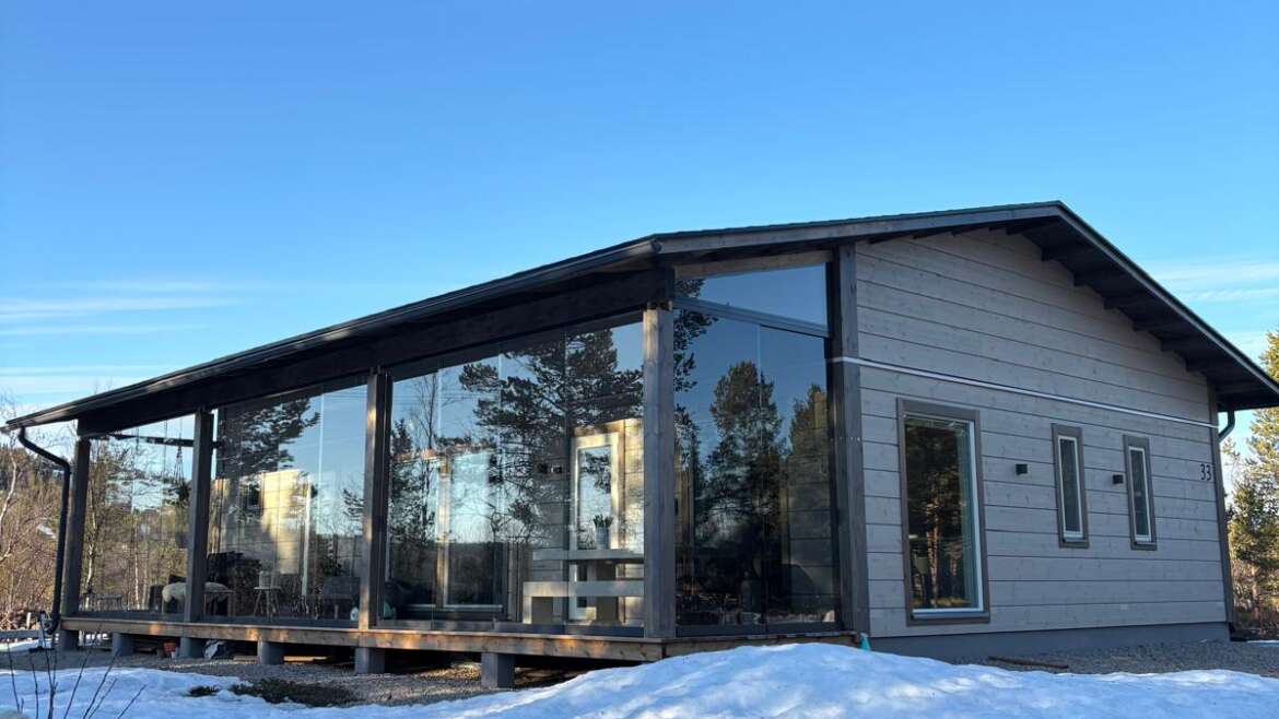 Terassilasituksen asennus onnistuu myös talvella